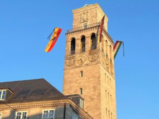 Gedenken im Landtag: NRW und Kommunen erinnern an Flutopfer von 2021