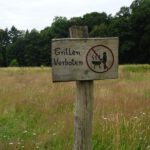 Hitze und Trockenheit erhöhen Risiko: Grillen in Parks verboten und wird kontrolliert