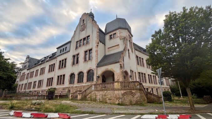Recklinghausen kündigt Nutzung der Unterkunft im ehemaligen Kreiswehrersatzamt zum Herbst 2026 auf Recklinghausen kündigt Nutzung der Unterkunft im ehemaligen Kreiswehrersatzamt zum Herbst 2026 auf