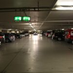 Vier Baustellenflächen auf der Domplatte zur Prüfung der Tiefgaragendecke